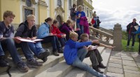 Tvorba náčrtku, pohyb v terénu s GPS, srovnávání historické a současné Olomouce nebo focení s policistou v rámci „Výletu s Bohušem“, to vše bylo  součástí nabitého programu, který pro kvartu ve dnech  16. – 18. […]