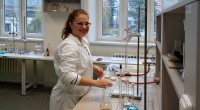 V pátek 5.12. 2014 se na Univerzitě Palackého na katedře analytické chemie konalo krajské kolo chemické olympiády kategorie A. Naši školu reprezentovala Dominika Smržová ze 4.C, která se umístila na vynikajícím […]